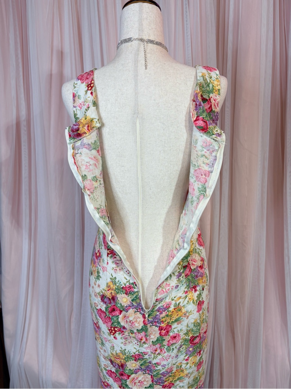 Vintage Nona Fashion, Floral Midi, Cottagecore, Pearl button, Garden Dress. 90s. - Picture 8 of 8